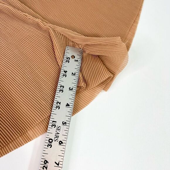 Akira Relaxed Short Women's Large Beige Elastic Waistband Pull-On Flowy - Picture 6 of 12